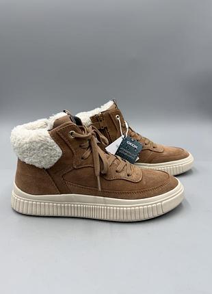 Утеплені черевики geox laquinny 38 р