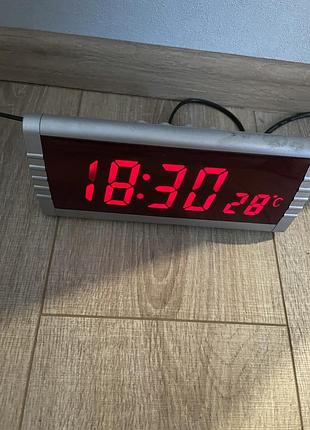 Електронні часи , будильник