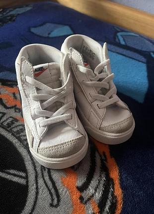 Дитячі кросівки nike