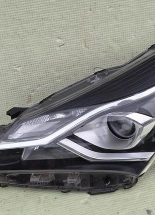 Фара передняя левая toyota yaris lll 3, 2017-2020, без led-дхо, оригинал, б.в., 811700dj90