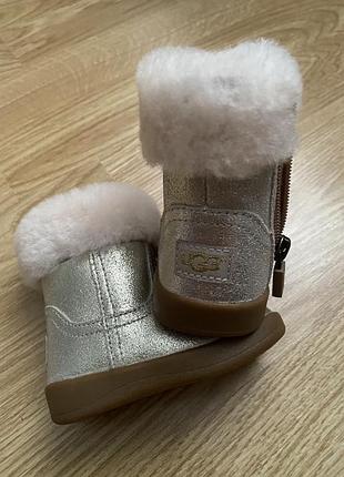 Чобітки ugg 3