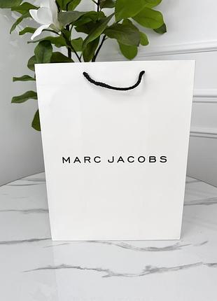 Фирменная упаковка пакет marc jacobs, упаковка на подарок. подарочная брендовая упаковка марк джейкобс