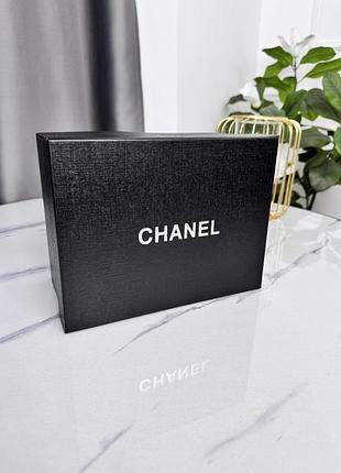 Фирменная упаковка коробка chanel, упаковка на подарок. подарочная брендовая упаковка шанель