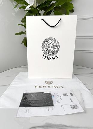 Фирменная упаковка versace , упаковка на подарок. подарочная брендовая упаковка версаче