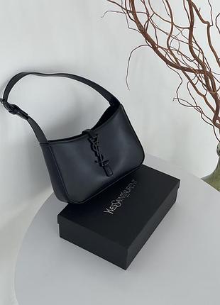 Жіноча сумка yves saint laurent le 5 a 7 гладкий ysl ів сен лоран чорний матовий клатч