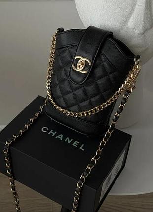 Сумка жіноча chanel vip gift маленька через плечі шанель віп