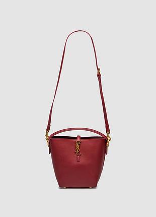💎 saint laurent medium le 37 shiny leather bucket bag burgundy