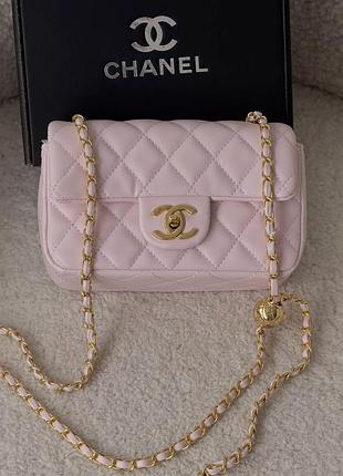 Женская сумка клатч chanel classic flap mini bag через плечо розовый шанель маленькая