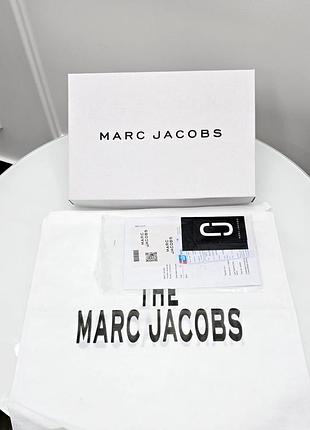 Фирменная упаковка marc jacobs, упаковка на подарок. подарочная брендовая упаковка марк джейкобс