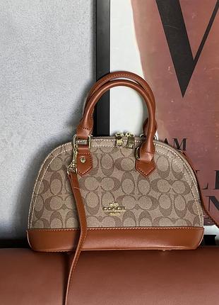 Жіноча сумка coach mini sierra satchel бежевий через плечі коуч