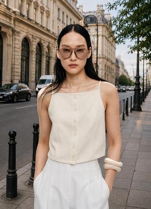 Топ жіночий h&m на бретельках в класичному стилі з ґудзиками розмір cs молочний
