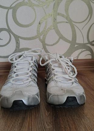 Це кросівки nike shox tl