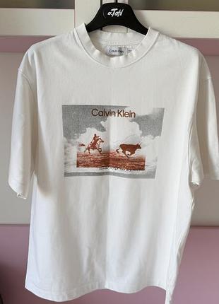 Футболка calvin klein оверсайз