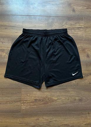 Чоловічі спортивні шорти nike m-l dri-fit чорні з вишитим логотипом big logo big swoosh нові колекції оригінал тренувальні футбольні