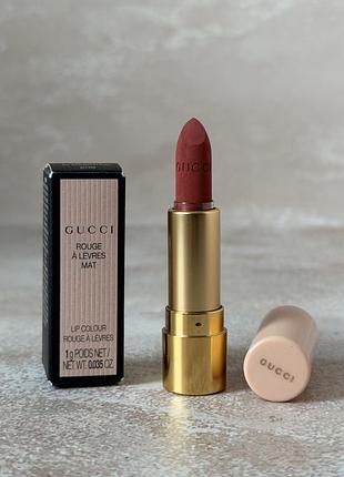 Gucci - rouge a levres mat lip colour, 208 they met in argentina - матова помада для губ, 1 g