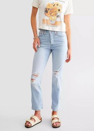 Женские укороченные джинсы levi's