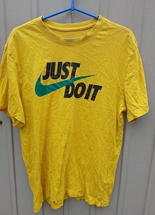 Мужская футболка nike.