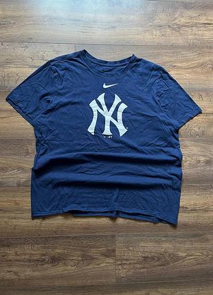 Чоловіча футболка nike l-xl new york yankees темно-синя базова бавовняна нові колекції nike tee