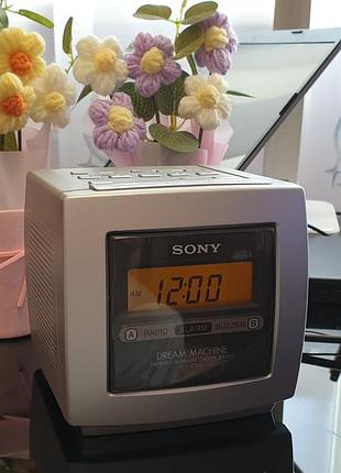 Легендарные радиочасы sony dream machine icf-c113l-идеальное состояние!