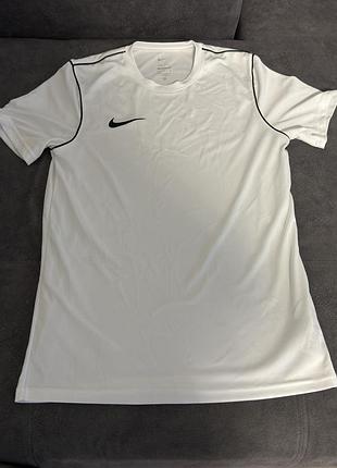 Чоловіча футболка nike