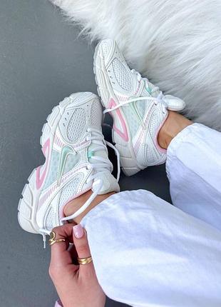 Кросівки жіночі nike v5 rnr white pink