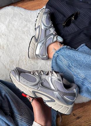 Кросівки жіночі nike v5 rnr metallic silver/grey