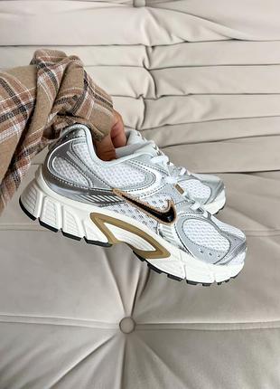 Кросівки жіночі nike zoom vomero 5 rnr silver/gold