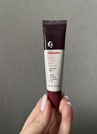 Блиск, балм для губ черешня glossier black cherry balm dotcom 15 ml