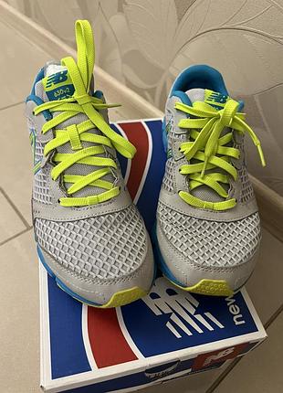 Кросівки new balance