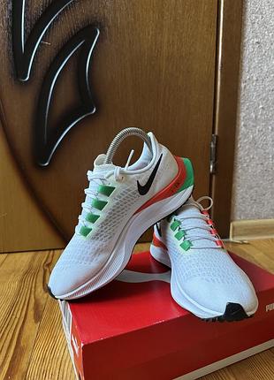 Кросівки nike