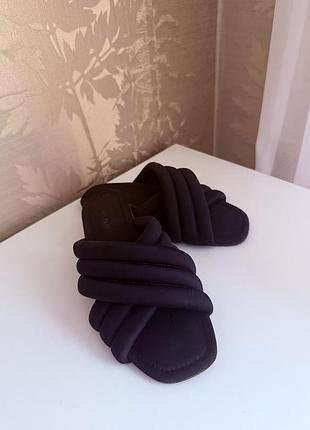 Женские шлепки 🩴