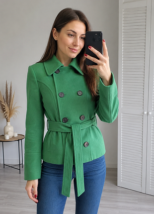 Жіноче коротке пальто zara (м)