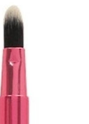 Висувний пензлик для губ real techniques retractable lip brush у рожевому металевому корпусі.
