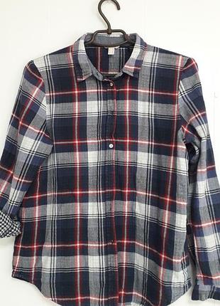 Esprit
38/,м/46
теплая женская хлопковая рубашка, застегивается на пуговицы по всей длине
100% бавовна

хорошее состояние ( маэ незначительные катышки)