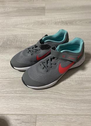 Кросівки nike 36 р