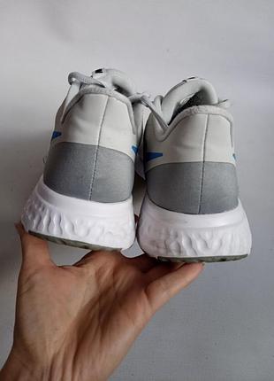 Кроссовки nike 4