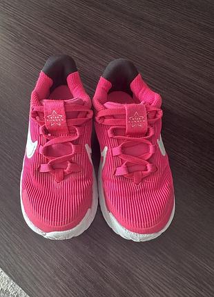Кросівки яскраво-рожеві nike