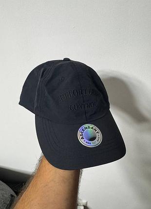 Кепка бейсболка чоловіча чорна для плавання і купання sinsey one size.