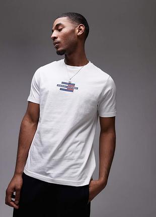 Мужская футболка tommy hilfiger с логотипом