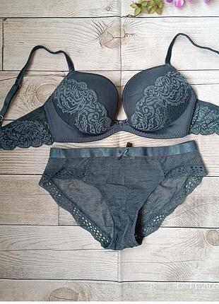 Бюстгальтер на кісточках трусики сліпи набір комплект білизни intimissimi