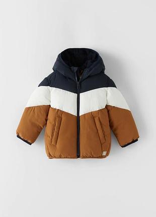 Куртка zara  для хлопчика 110 розмір