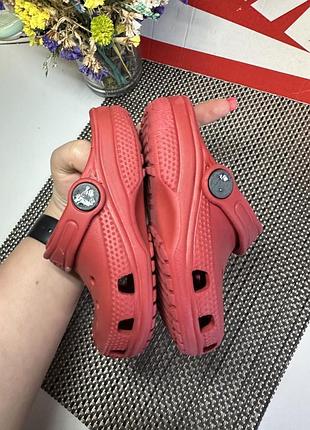 Оригинальные шлепанцы crocs 5