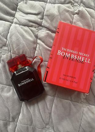 Парфуми victoria's secret bombshell