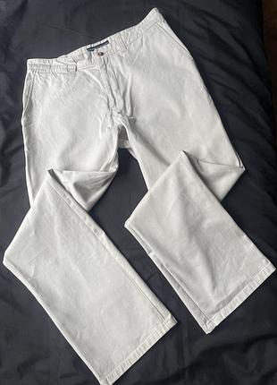 Світлі чоловічі брюки tommy hilfiger