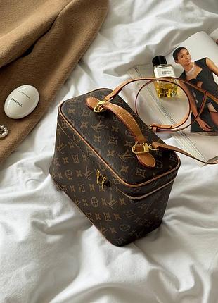 Жіноча сумка lv nice bb vanity case