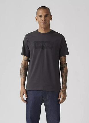 Футболка levi's з логотипом