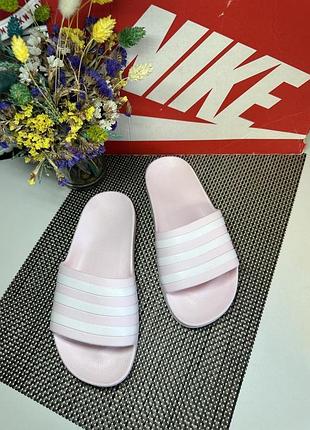 Оригинальные шлепанцы adidas