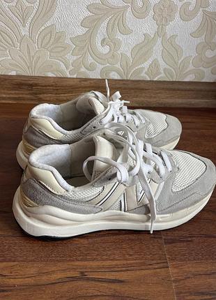 Кросівки жіночі new balance 327 бежеві eu 40 / us 8.5 / 25.5 см