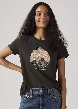 Женская футболка levi's с логотипом и принтом