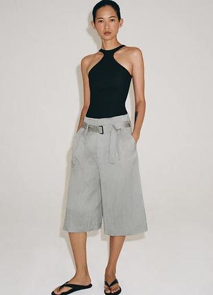 Шорты zw collection с защипами и поясом